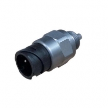 Cảm biến rơ le gài cầu 81255030244